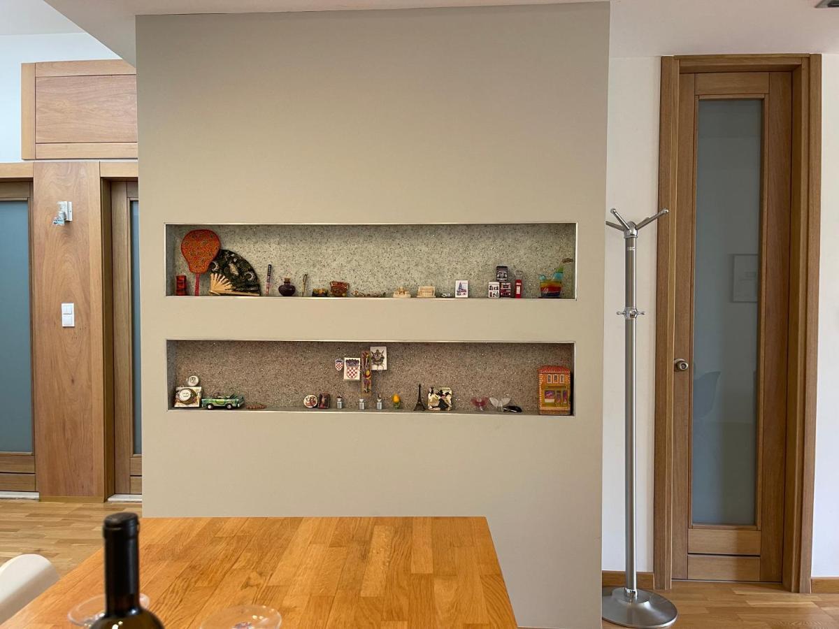 Oasis City Apartment Iraklion Buitenkant foto